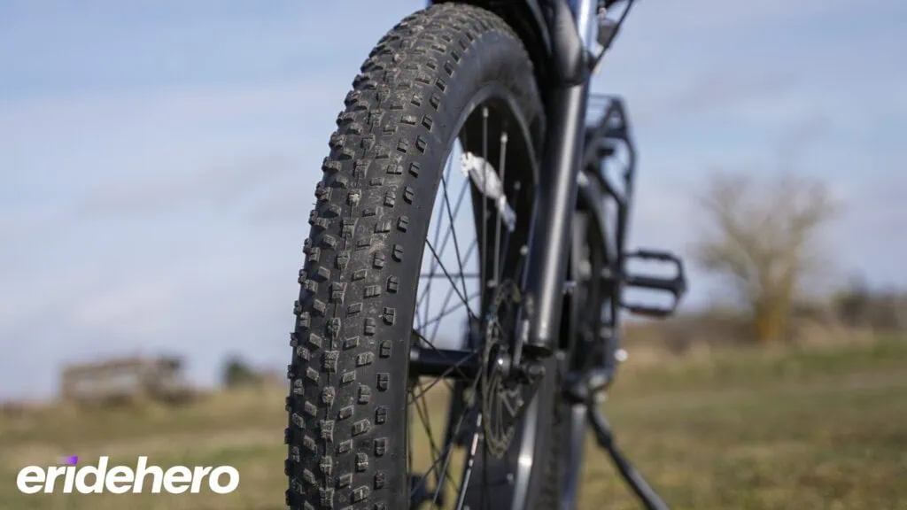 Haoqi Eagle INNOVA front tire closeup
